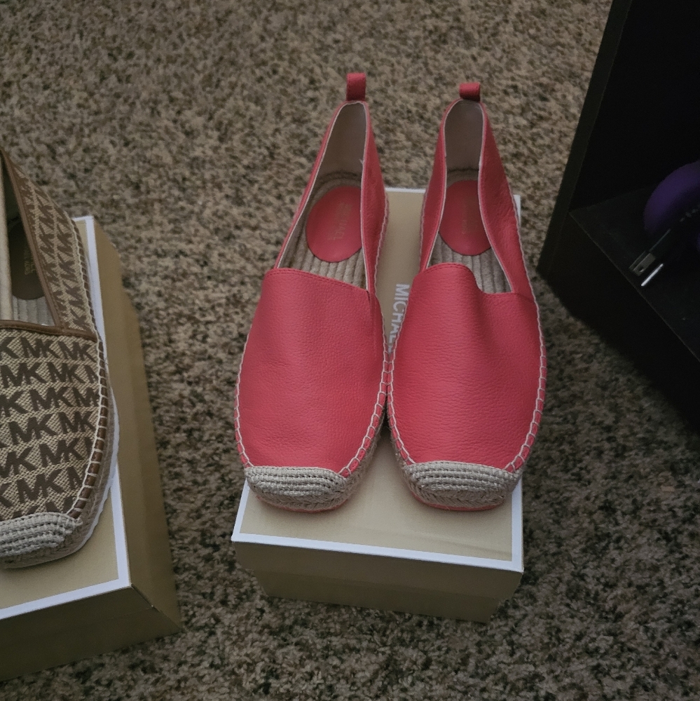 Michael Kors espaidrilles in bright coral